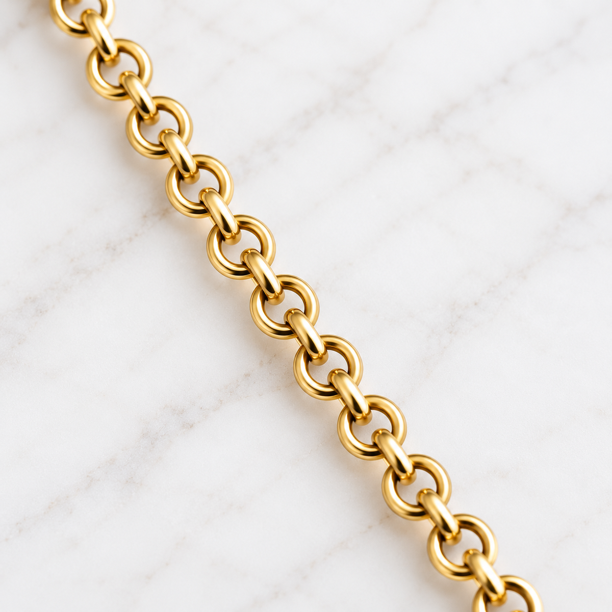 Auriela Cross Kette