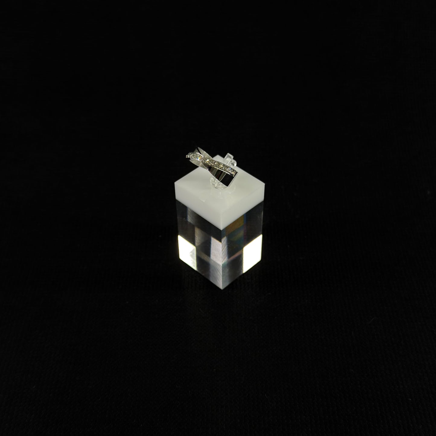 Graphic Lines Ring
