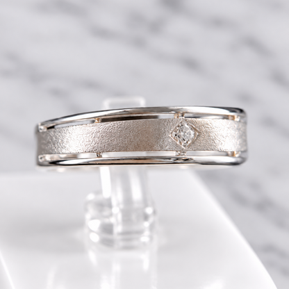 Satin Square Ring