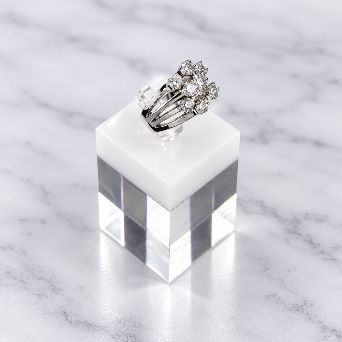 Crstelweb Ring