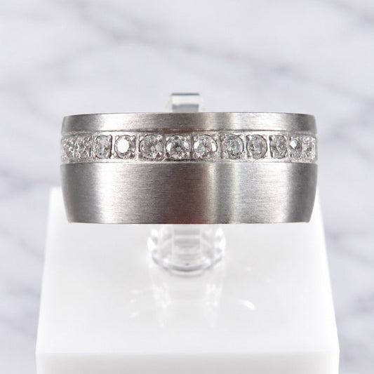 Velvet Sparkle Ring