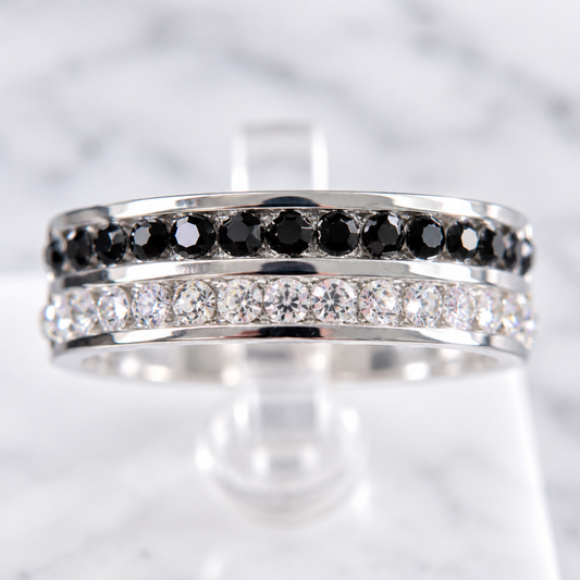 Black & White Ring