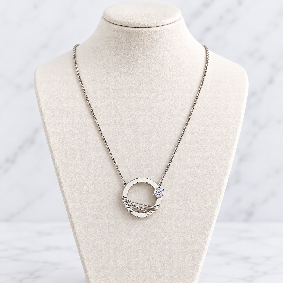 Silver Orbit Kette