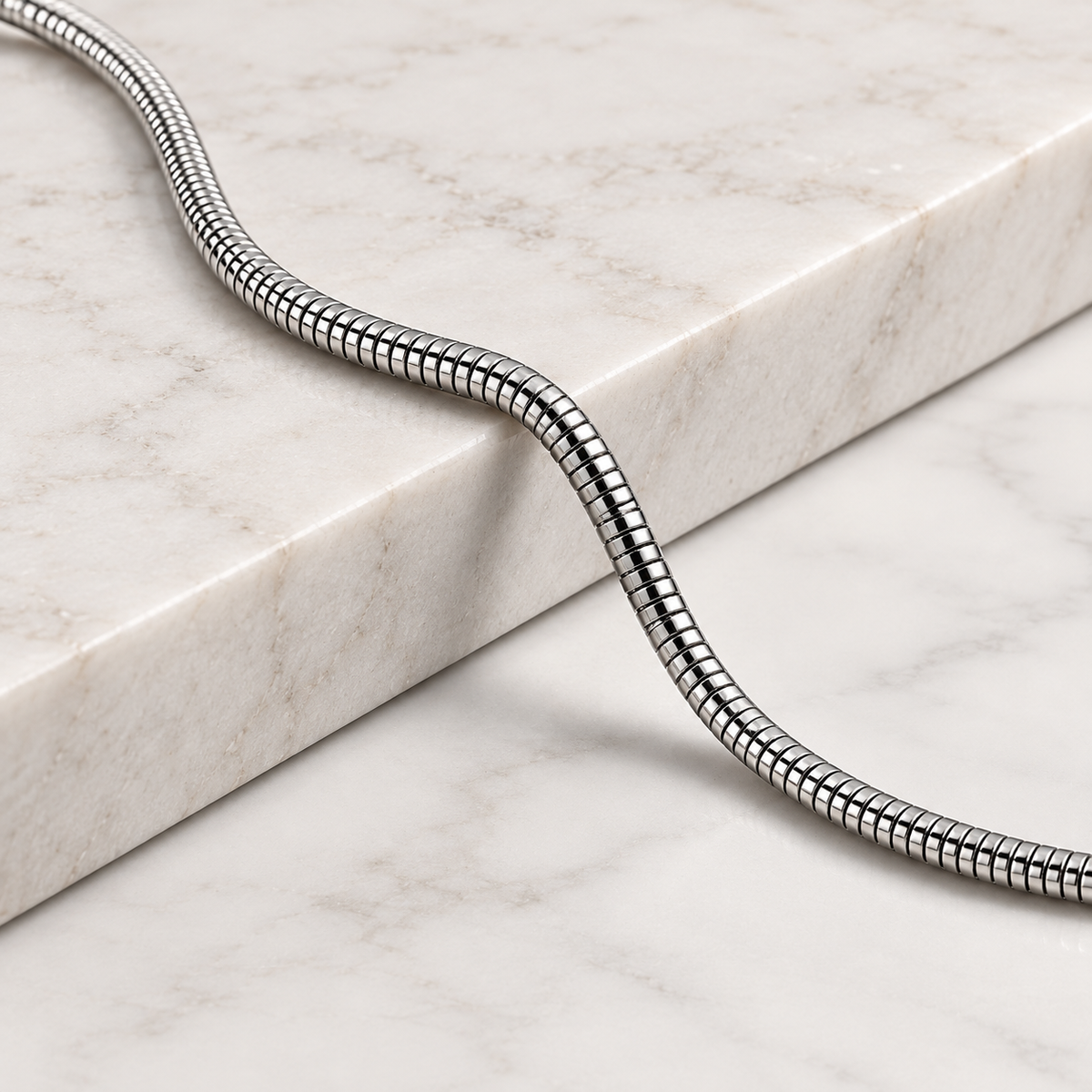 Essential snake Kette