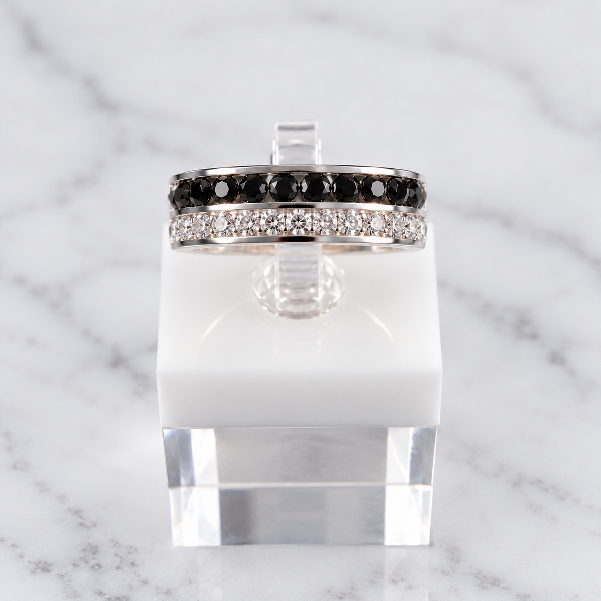 Black & White Ring
