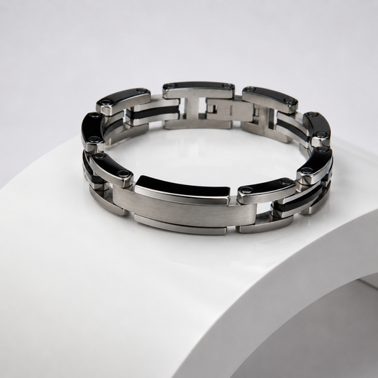 Iron Pulse Armband