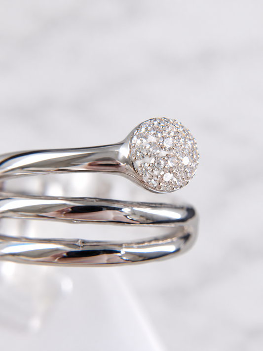 Pave circle Ring