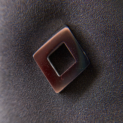 Hollow Cube Ohrstecker
