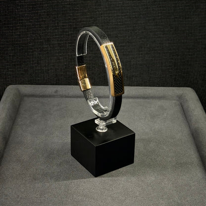 Urban Carbon Armband
