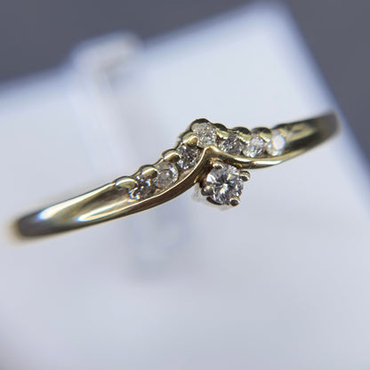 585er Goldring mit 7x 0.01 ct. u. 1x 0.03 ct.