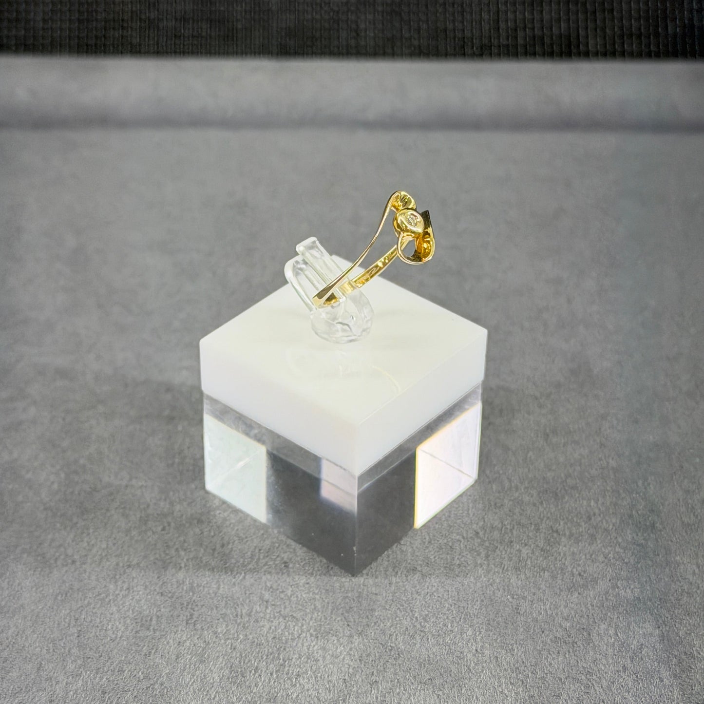 585er Goldring mit 0.015 ct.
