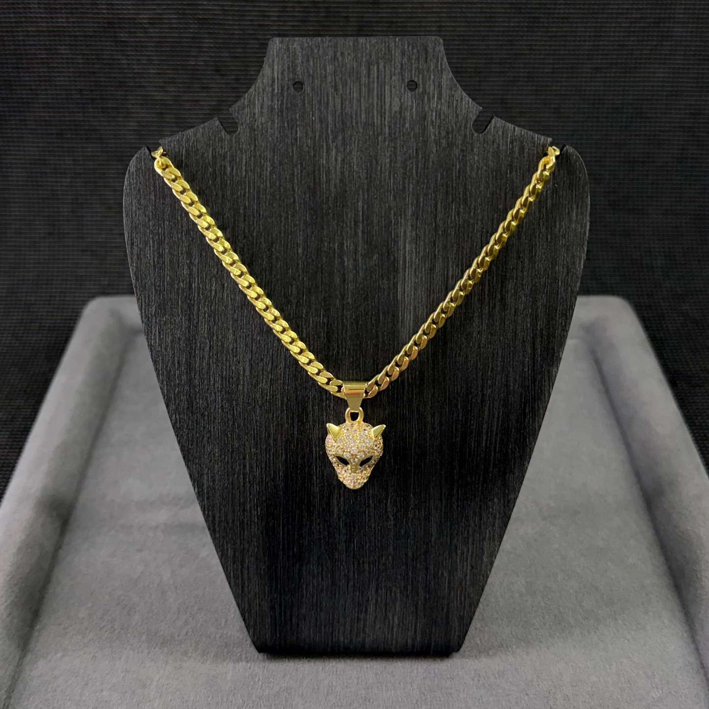 585er Gelbgold Panzerkette mit 585er Puma Anhänger