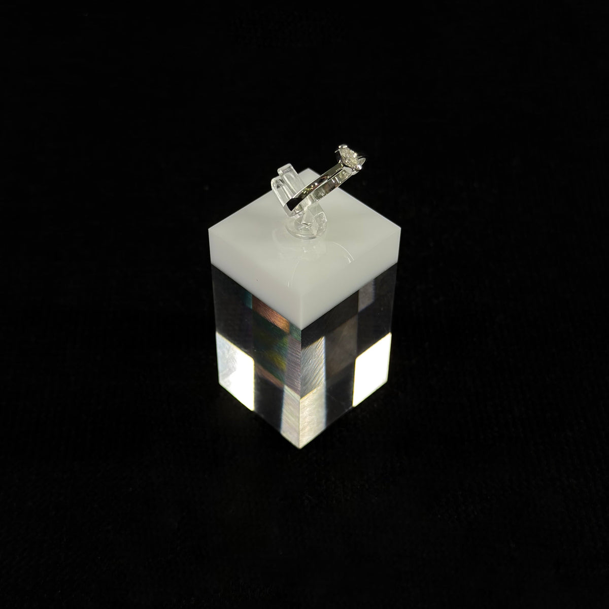 585er Weißgold Ring 0.1 ct.