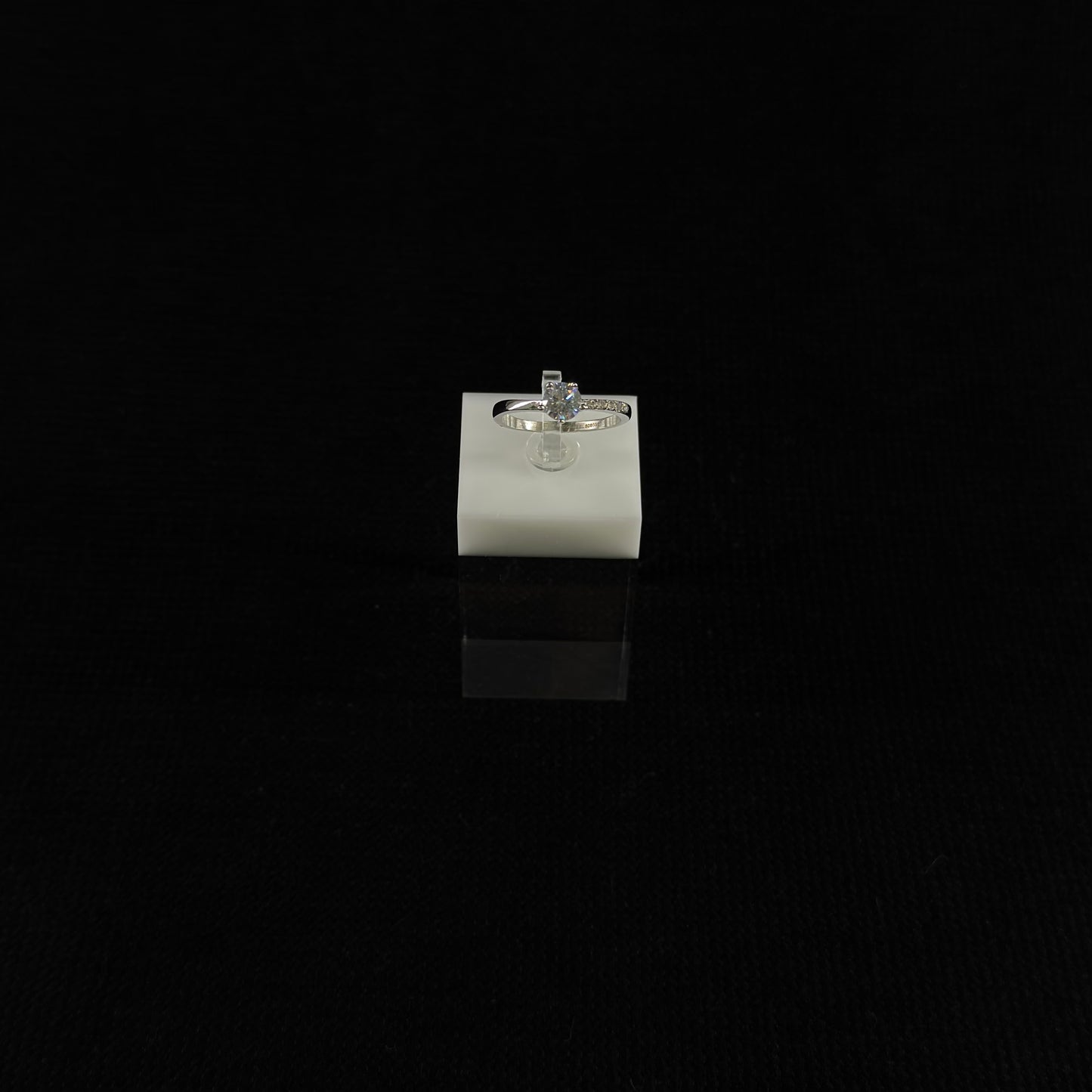 Royal Shine Ring