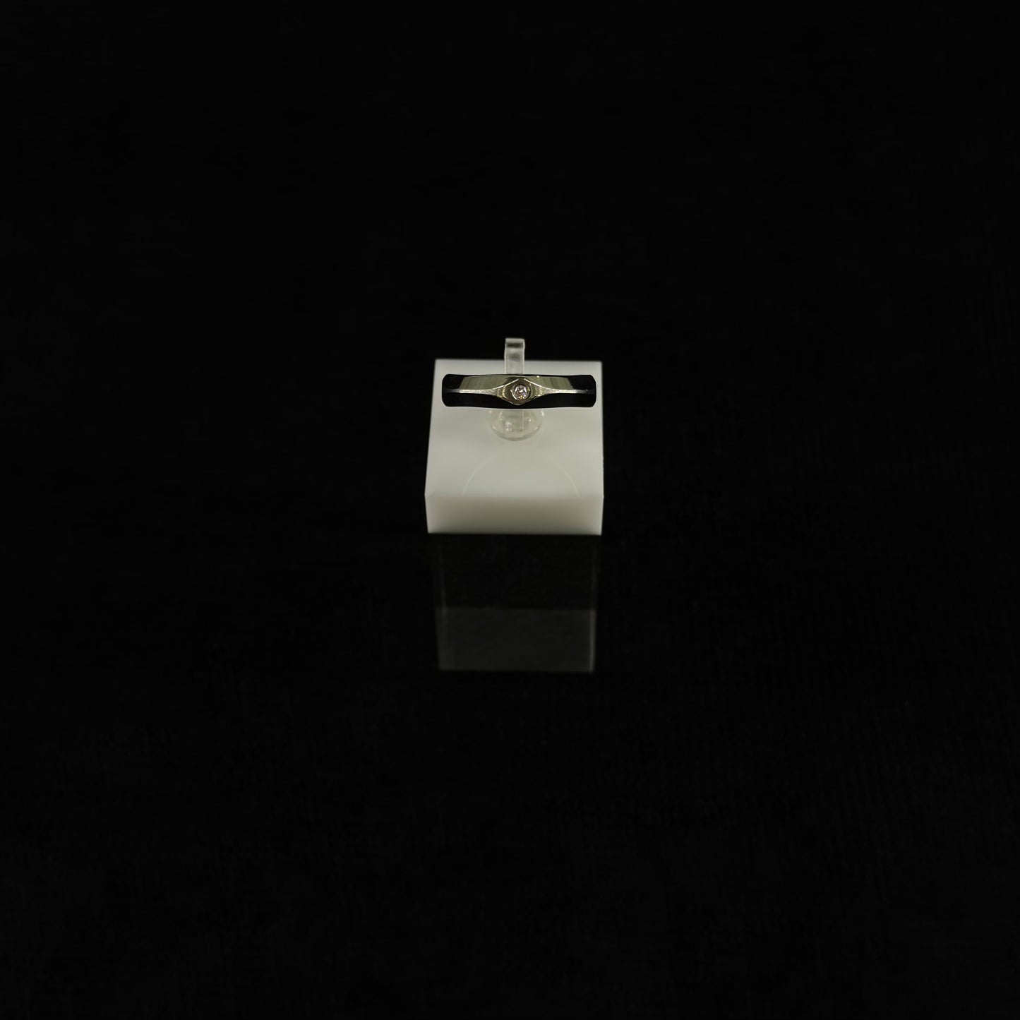 Velvet Line Ring