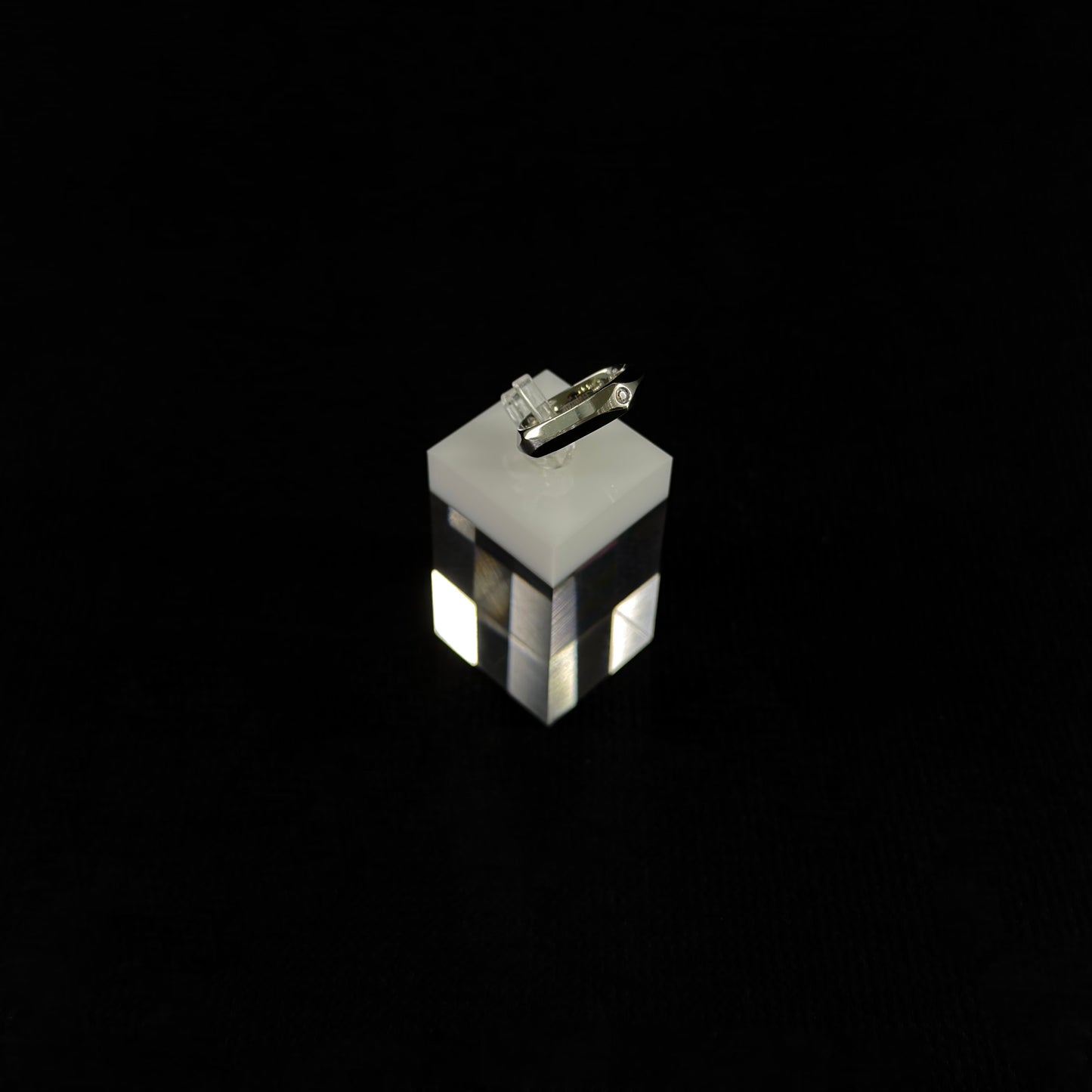 Velvet Line Ring